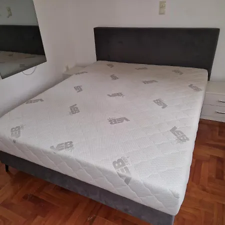 別荘 Odmaraliste Islovo Brdo